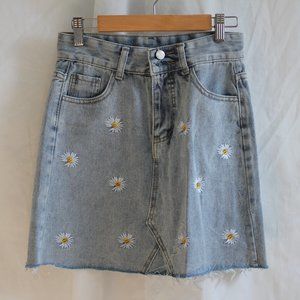 NWT 2-piece set daisy denim skirt and tee